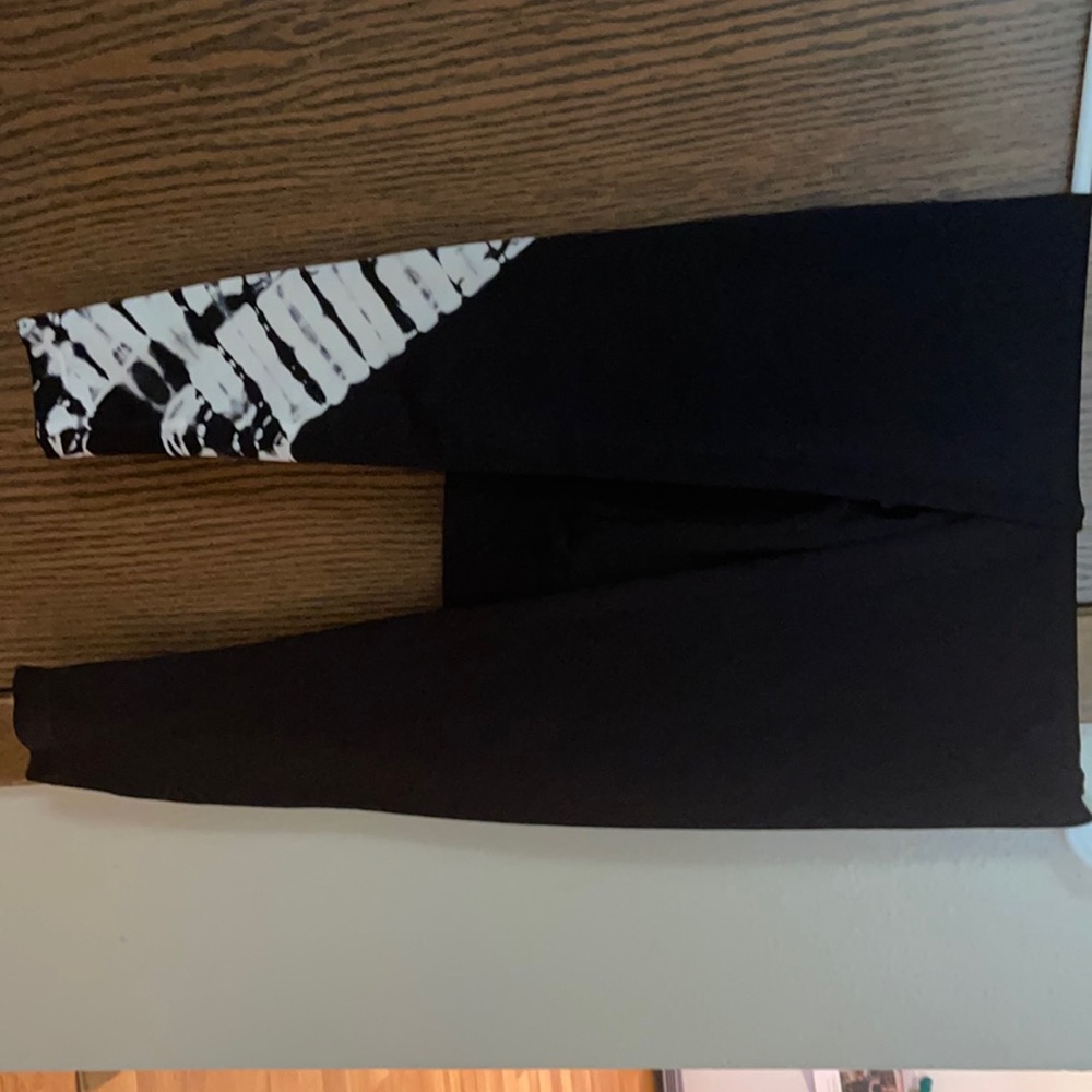 Black and White leggings